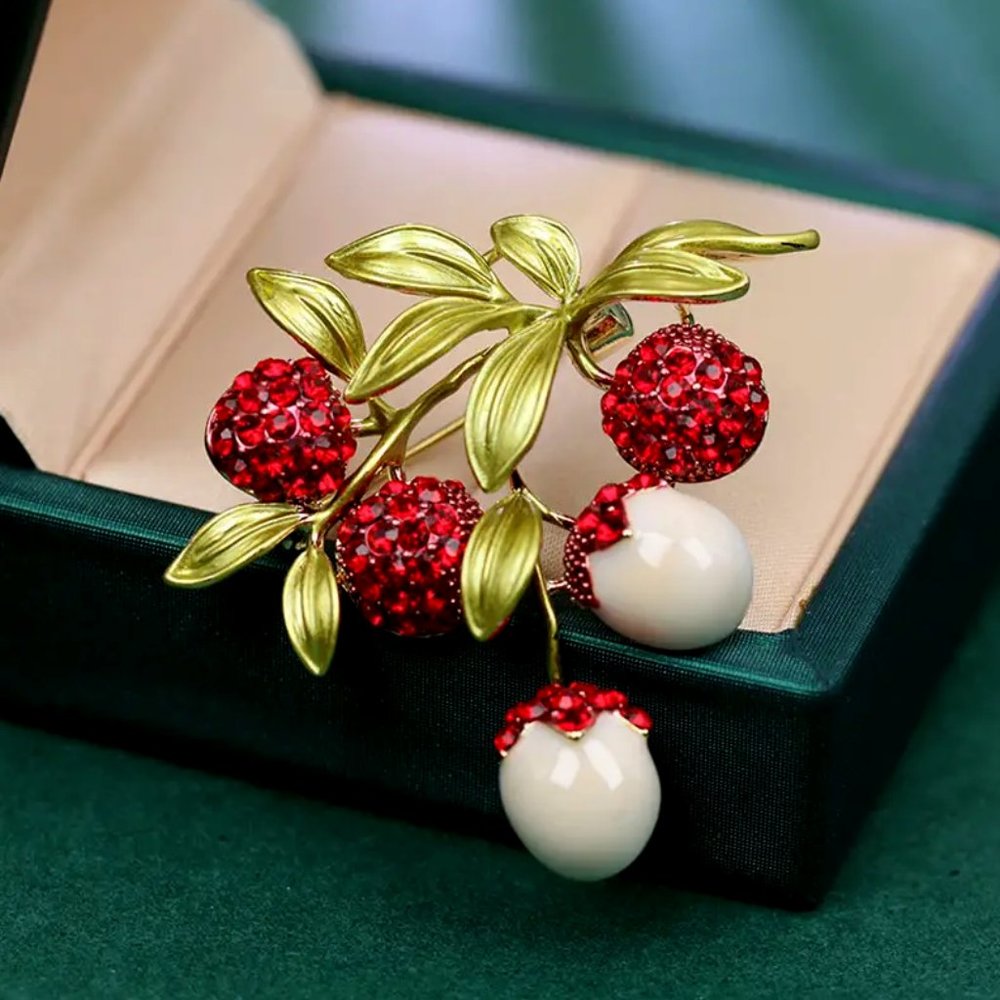 Beautiful Red Rhinestone • Berry Brooch - Picture 3 of 4
